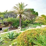 Llorca Hotel